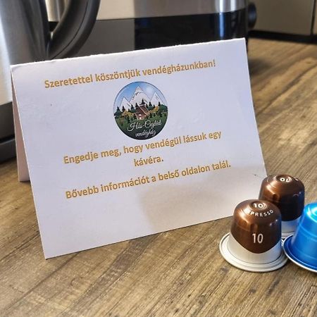 Hos-Cegledi Vendeghaz Miskolc -Oenallo Otthon, Mely Csak Az Oenoeke Exteriör bild
